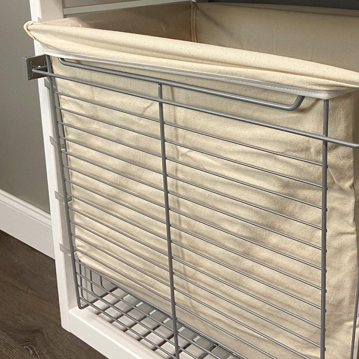 Pull Out Laundry Hamper Basket - John Louis Home - Laundry Basket