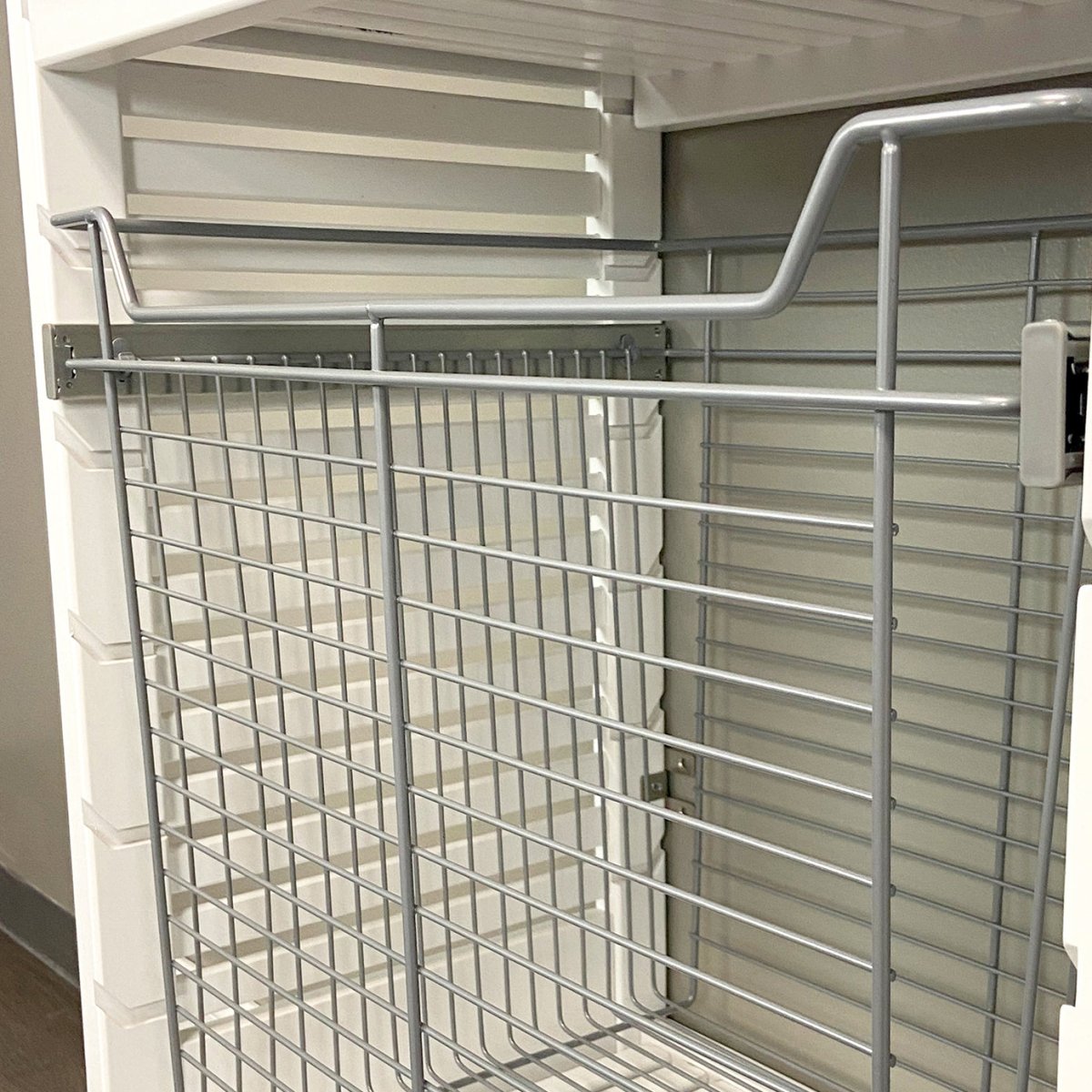 Pull Out Laundry Hamper Basket - John Louis Home - Laundry Basket