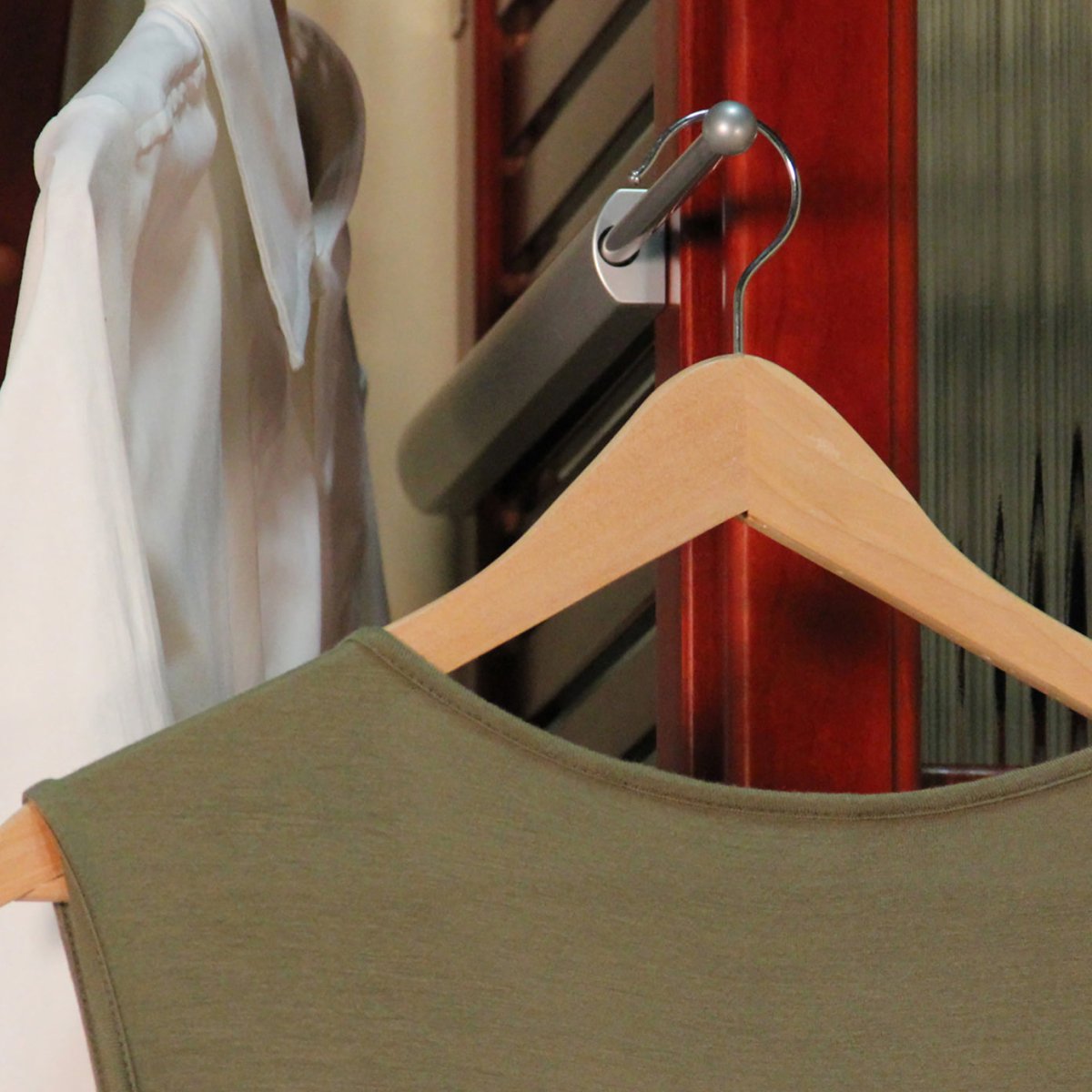 Pull Out Valet Rod - John Louis Home - Apparel & Accessories